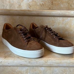 REISS Men’s Suede Trainers in brown/cognac